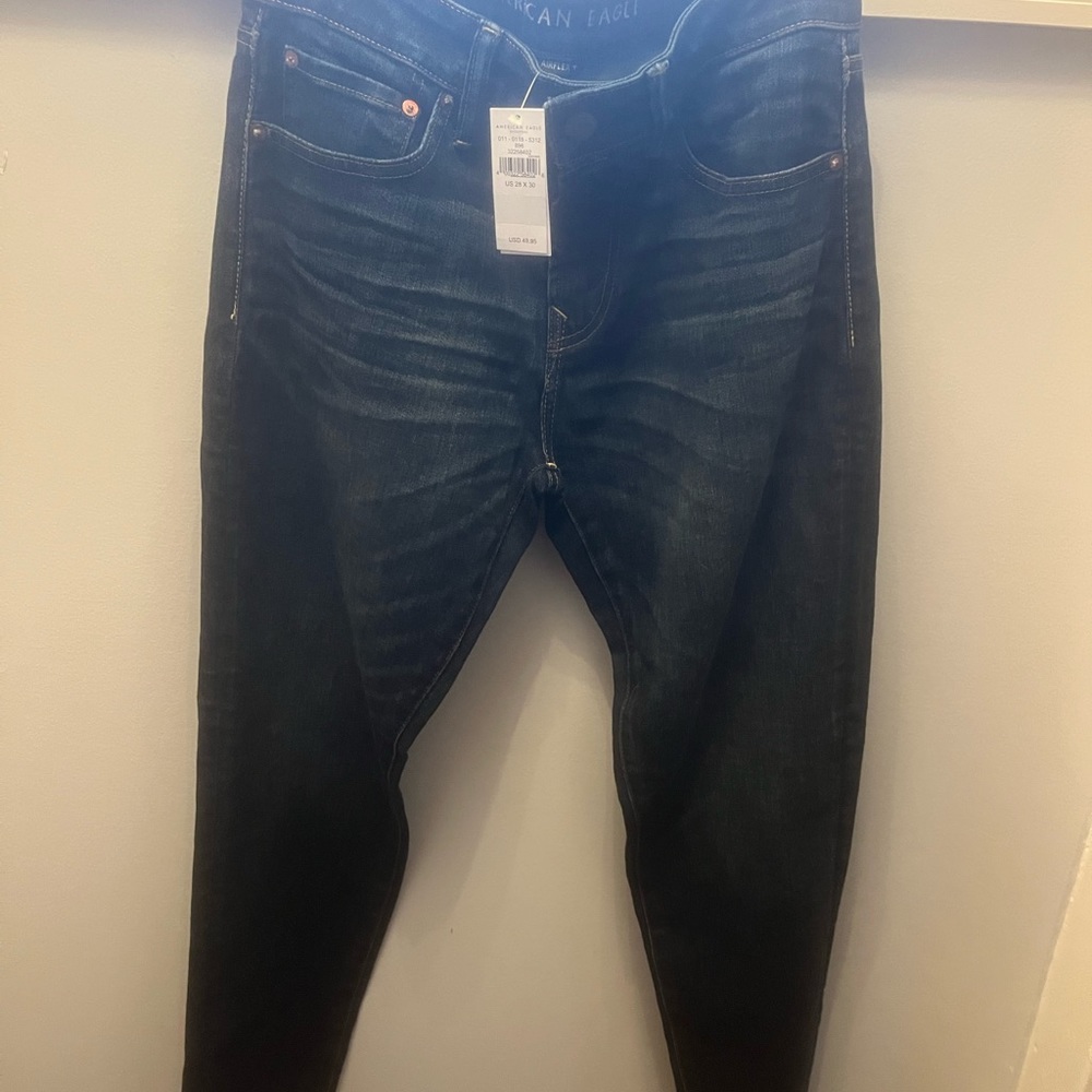 American Eagle men’s jeans
